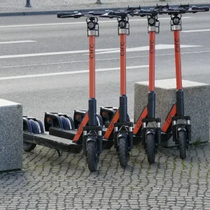 scooter-4759917_1280